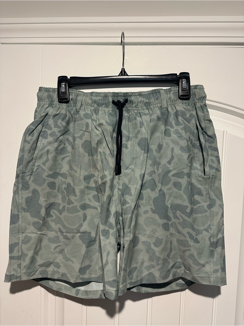 NWT southern marsh shorts